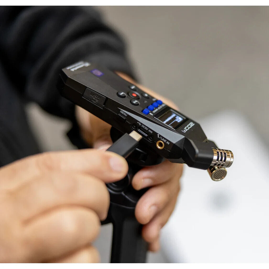 Zoom H1essential 2-Channel 32-Bit Portable Recorder – AVLGEAR