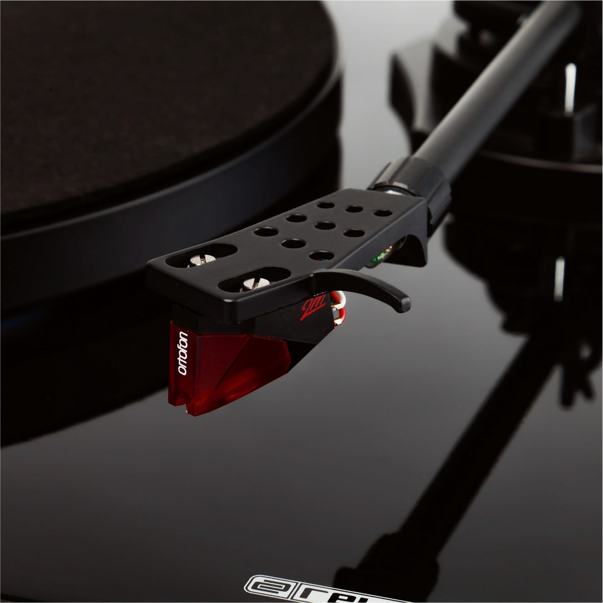 Reloop TURN-3 Professional Belt Drive Turntable System