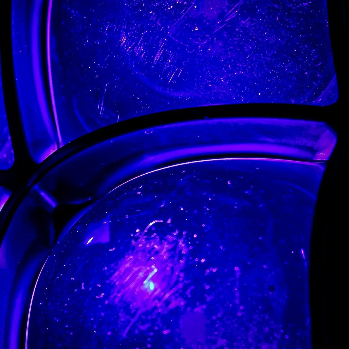 Blizzard Lighting Switchblade Flip Dual-Faced RGBW Hybrid Moving Head with Infinite Pan and Tilt