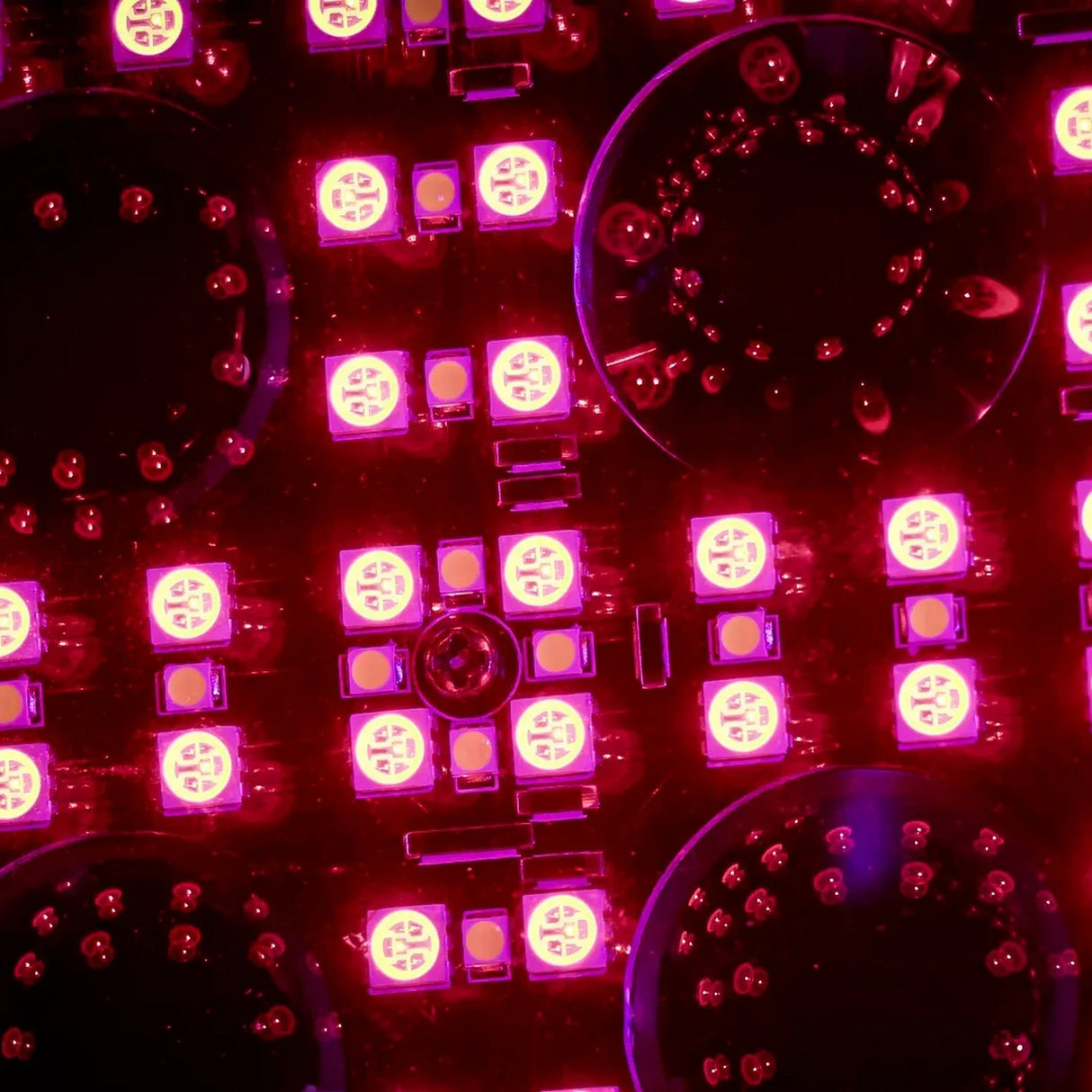 Blizzard Lighting Switchblade Flip Dual-Faced RGBW Hybrid Moving Head with Infinite Pan and Tilt