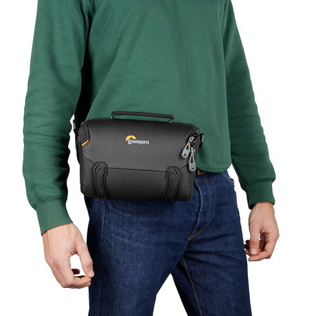 Lowepro Adventura SH 140 III Camera Shoulder Bag Black