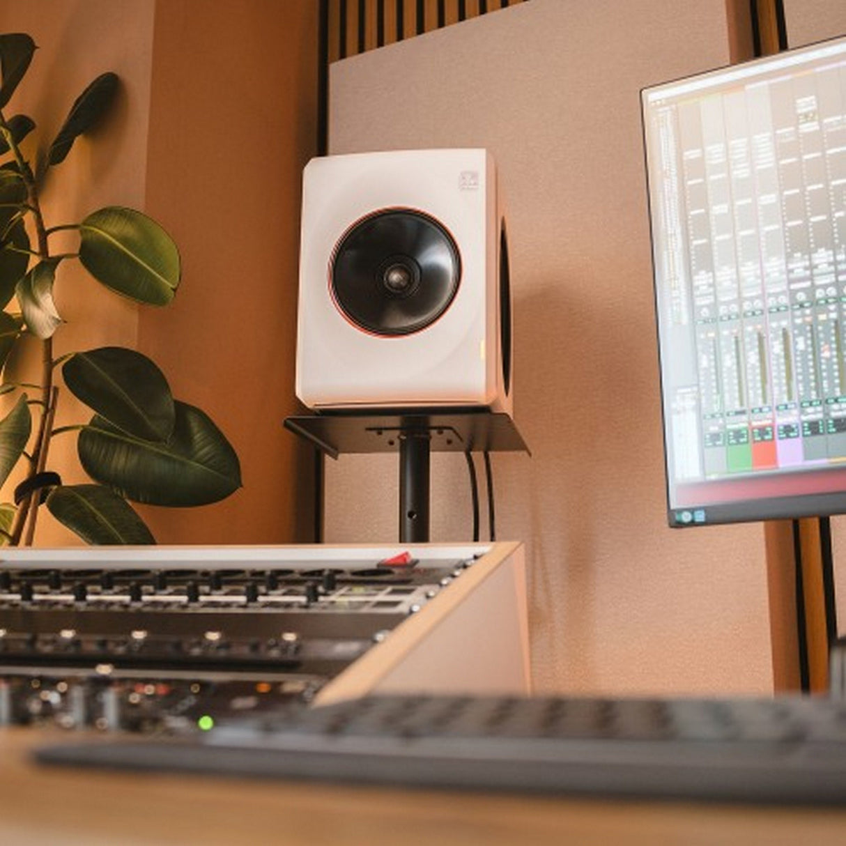 Palmer Orbit 11 Active Coaxial 3-Way Studio Monitor