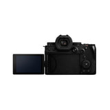 Panasonic LUMIX DC-S5M2XKK Mirrorless Camera with 20-60mm F3.5-5.6 Lens