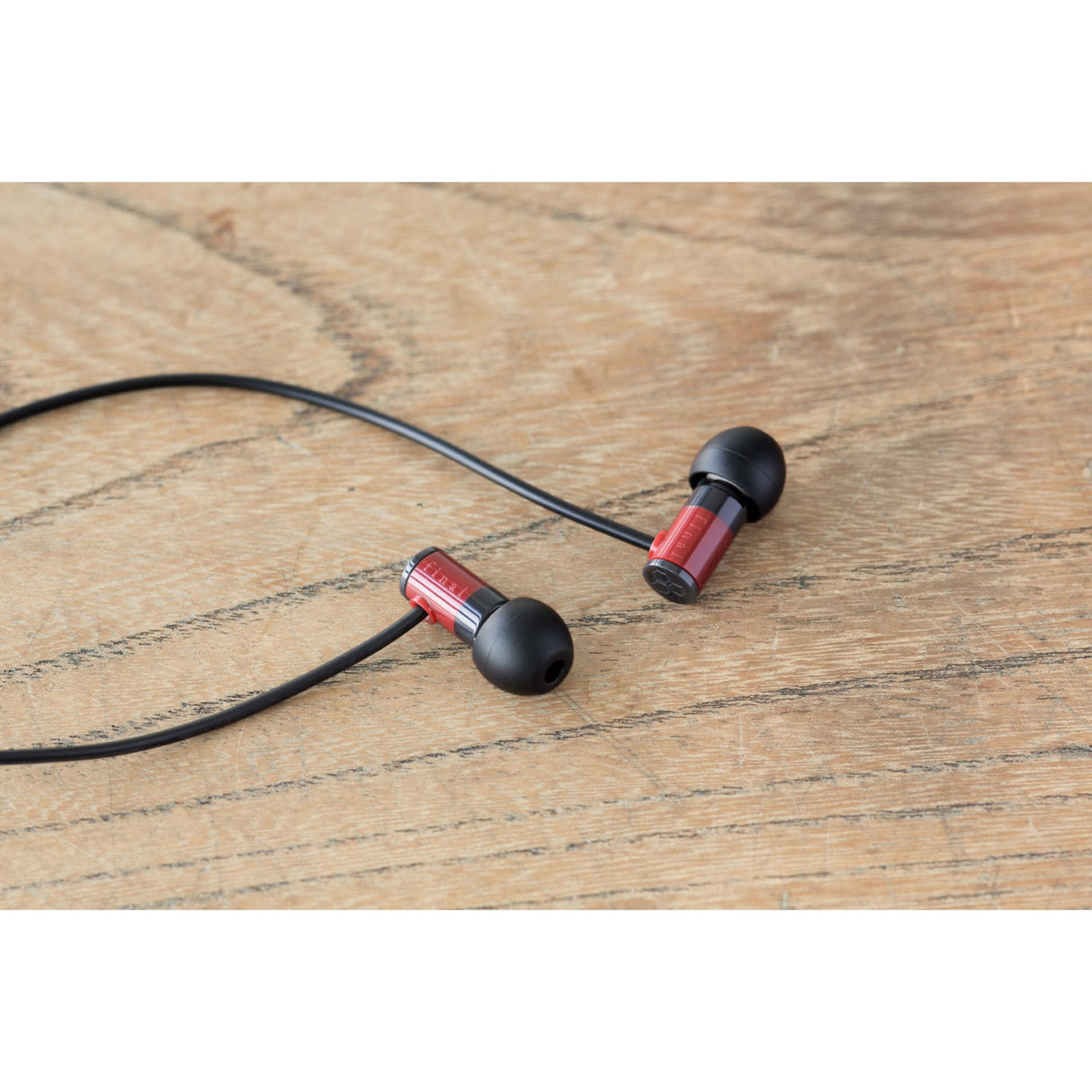 Final Audio E1000 In-Ear Noise Isolating Earphones, Red