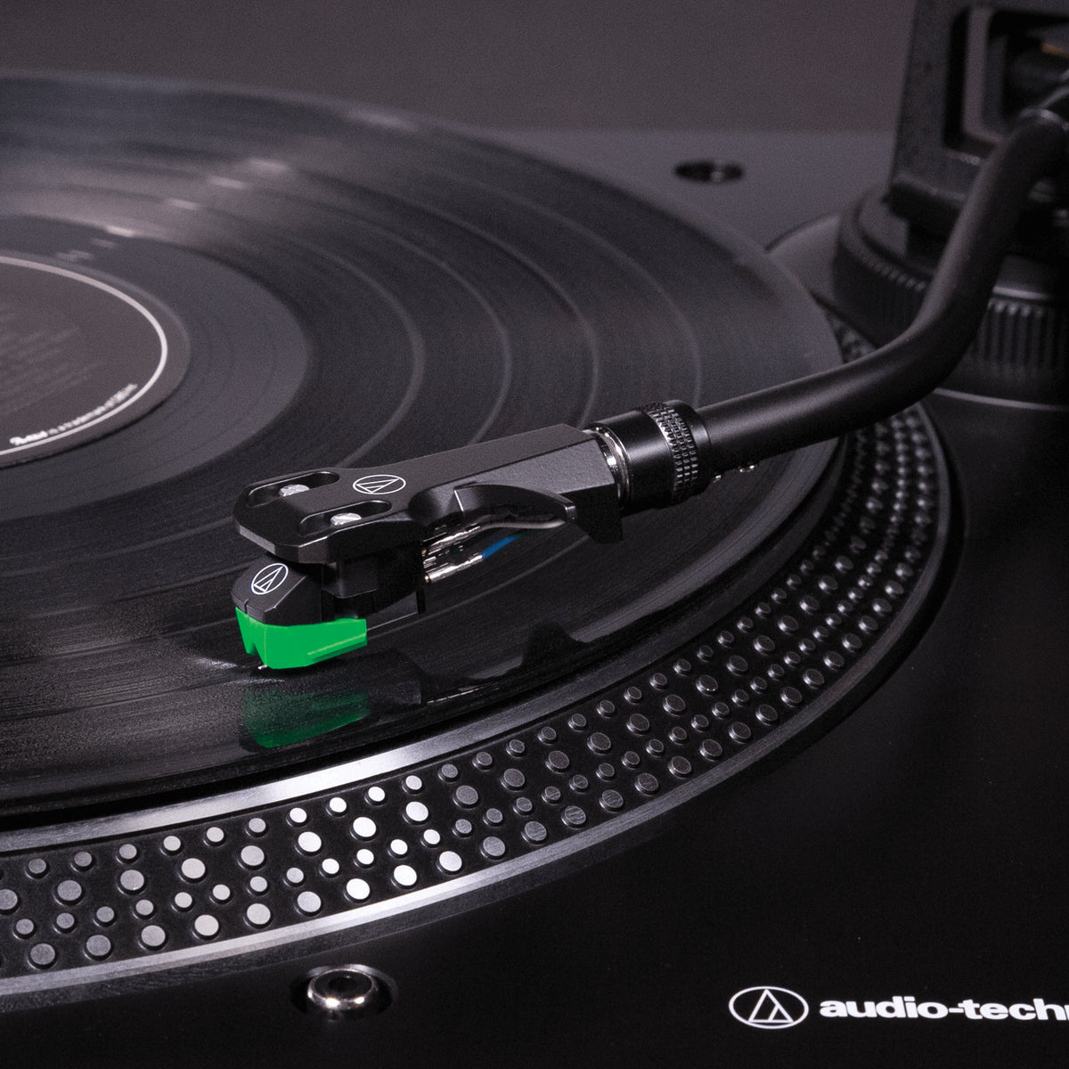 Audio-Technica AT-LP120XUSB-BK direct-drive USB turntable with AT-VM95E cartridge built-in phono preamp and 33 45 78 RPM playback - Black