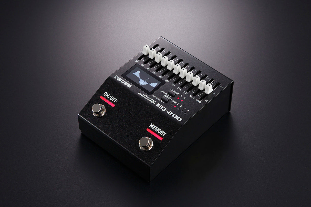 BOSS EQ-200 EQ pedal with display
