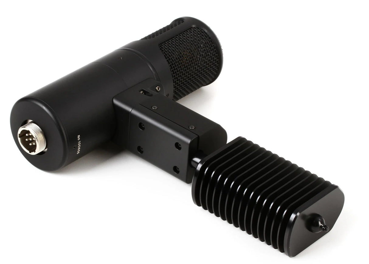 Sony C-800G studio tube condenser microphone with dual large diaphragm 6AU6 vacuum tube Peltier cooling and AC-MC800G power supply