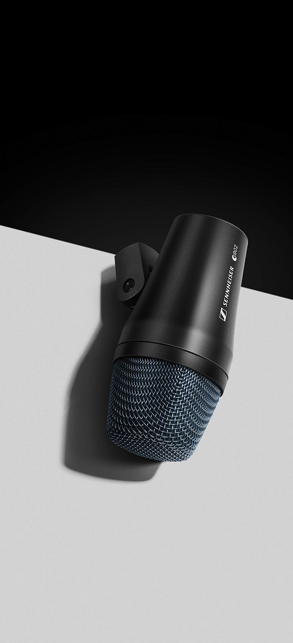 Sennheiser e 902 Cardioid Dynamic Instrument Microphone for Bass Drums